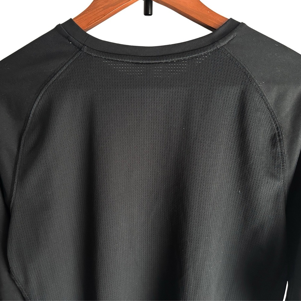 Nike Dri-FIT Men's M Black Gray Panel Long Sleeve Training Shirt 677638-010 - Picture 3 of 11